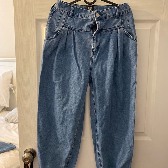 Urban Outfitters BDG High Waisted Mom Jeans - Picture 4 of 4